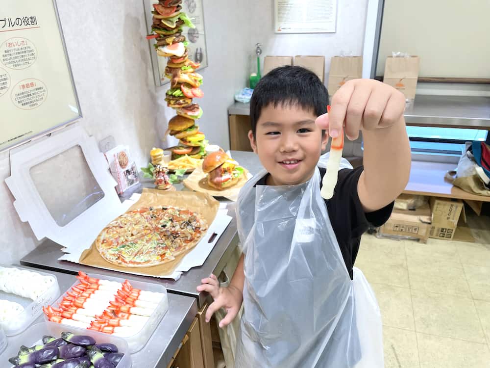 暑假就帶小孩到晴空塔/合羽橋「元祖食品模型屋」參加超有趣的食物模型製作體驗吧！